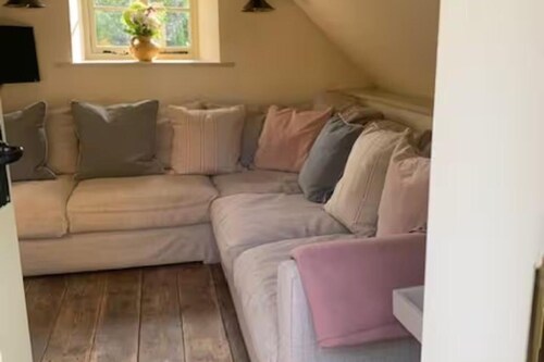 Little Rissington, Pets, Parking, Sleeps 2