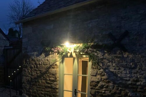 Little Rissington - Pet Ok - Parking - Sleeps 2