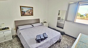 3 habitaciones, tabla de planchar con plancha y wifi gratis 