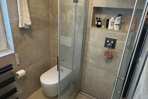 Shower - Vacation Apartment Zebra (Teltow)