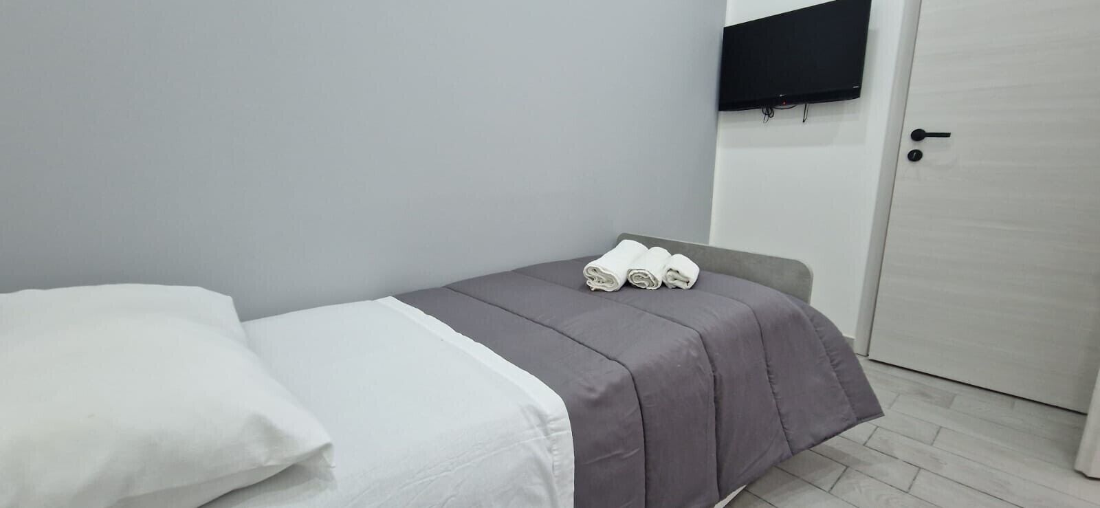 Bügeleisen/Bügelbrett, WLAN, Bettwäsche