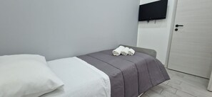 Bügeleisen/Bügelbrett, WLAN, Bettwäsche