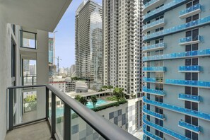 Apartment - The Crosby by Nomada (Miami)