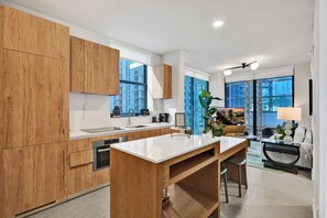 Condo, 2 Bedrooms, Balcony | Private kitchen | Fridge, microwave, oven, stovetop - The Crosby by Nomada (Miami)