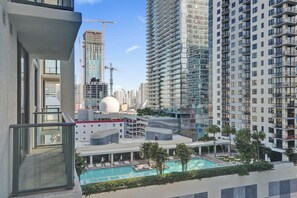 Exterior - The Crosby by Nomada (Miami)