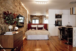 Estúdio conforto | Ferros/tábuas de passar roupa, Wi-Fi de cortesia