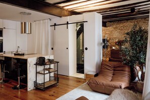 Comfort Studio | Interior - Studio Oliva  (Lisbon)