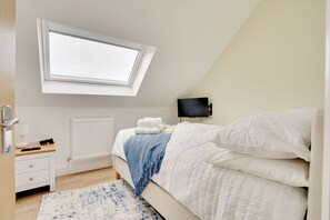 1 Schlafzimmer, Bügeleisen/Bügelbrett, Reisekinderbett, kostenloses WLAN