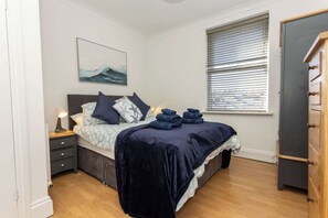 3 dormitorios, tabla de planchar con plancha, wifi y ropa de cama