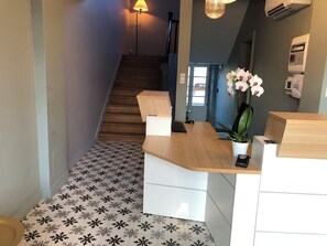 Reception - Hôtel de la glane (Oradour-sur-Glane)