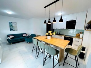Interior - Modern apartmant 5 min walk from old town with parking (Trogir)