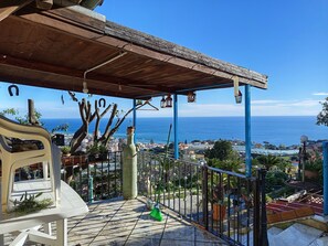 Property grounds - Arma di Taggia Fabulous sea view surrounded by greenery (Liguria)