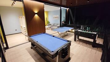 Superior House | Game room