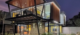 Casa El Mango by Wynwood House