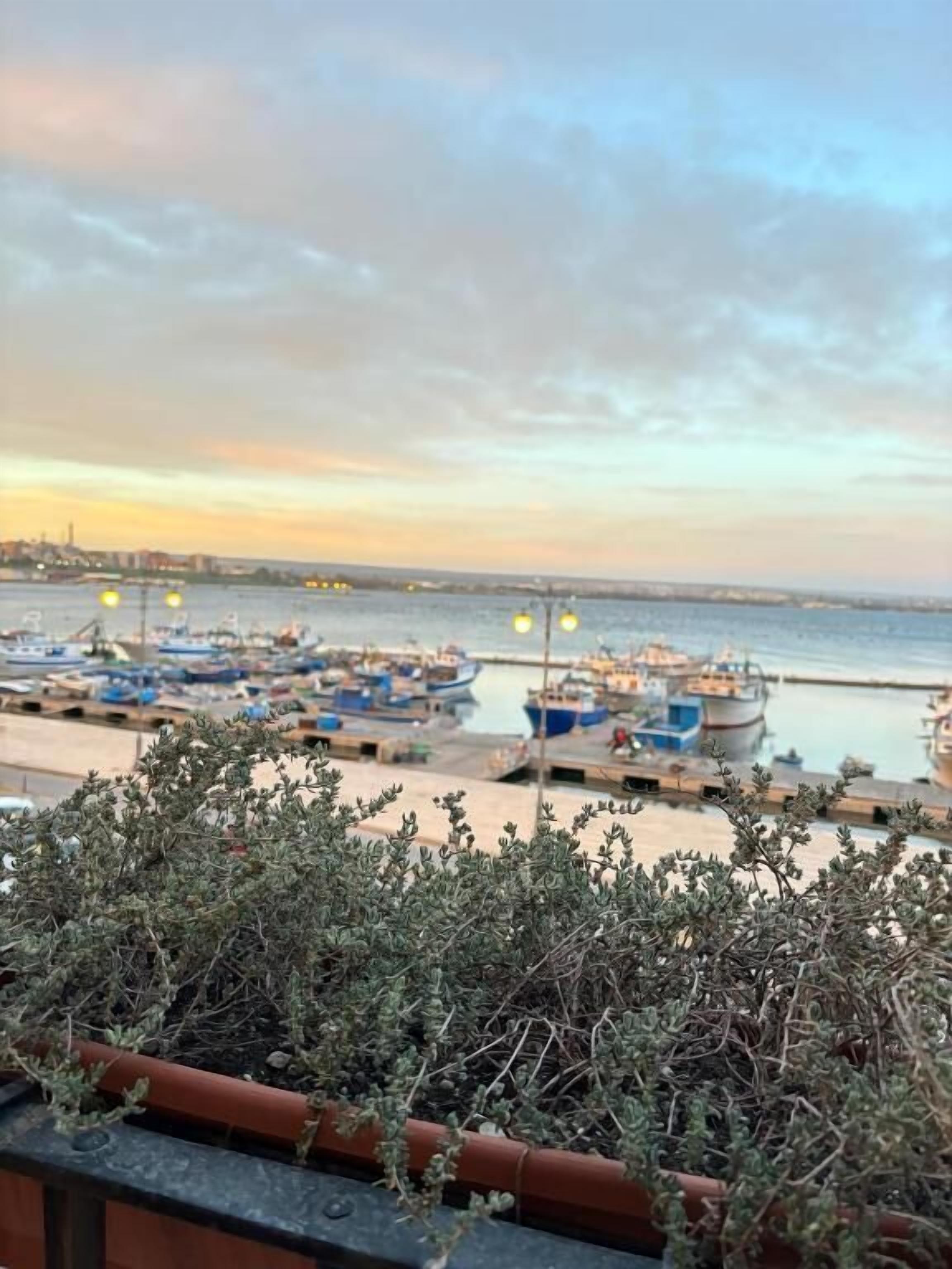 Comfort-Loft, Balkon, Meerblick | Jachthafen