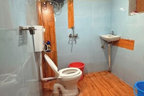 Douche, sèche-cheveux