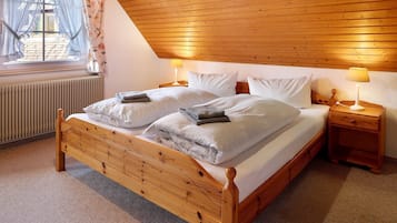 2 bedrooms, WiFi, bed sheets