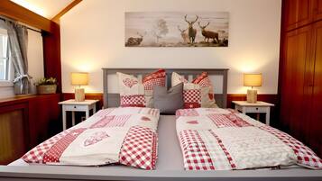 Bügeleisen/Bügelbrett, WLAN, Bettwäsche