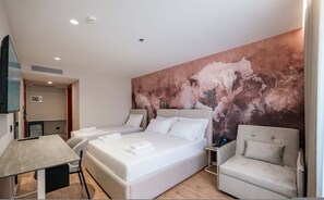 Schreibtisch, kostenloses WLAN