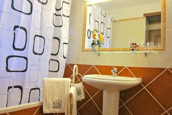 ห้องน้ำ