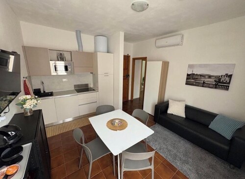 Pisa Downtown apartment, 5min walk from the station and 20min from the airport