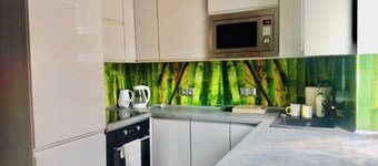 Modern apartment with all amenities, luxury as standard! Amost addictive pod!