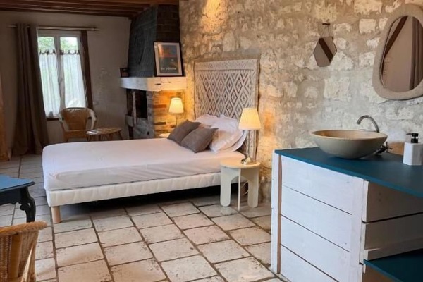 Quarto exclusivo, vista para o jardim | Escrivaninha, espaço de trabalho para notebook, Wi-Fi de cortesia