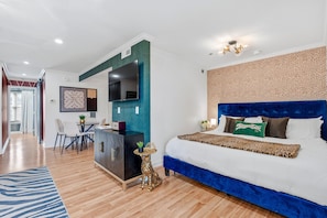 1 bedroom, iron/ironing board, free WiFi, bed sheets