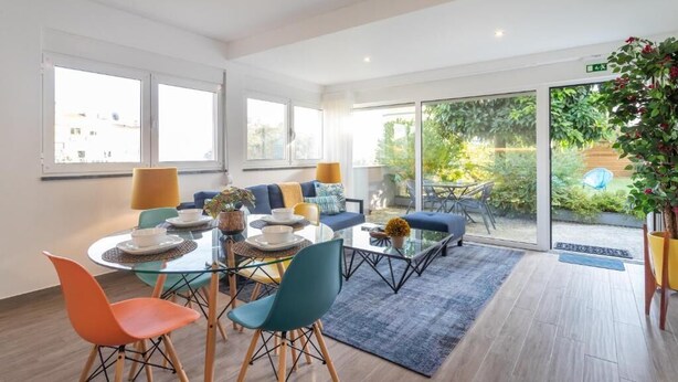 Premium Apartment, Accessible, River View | Dining - Duques Villa Luxury Guesthouse (Lisbon)