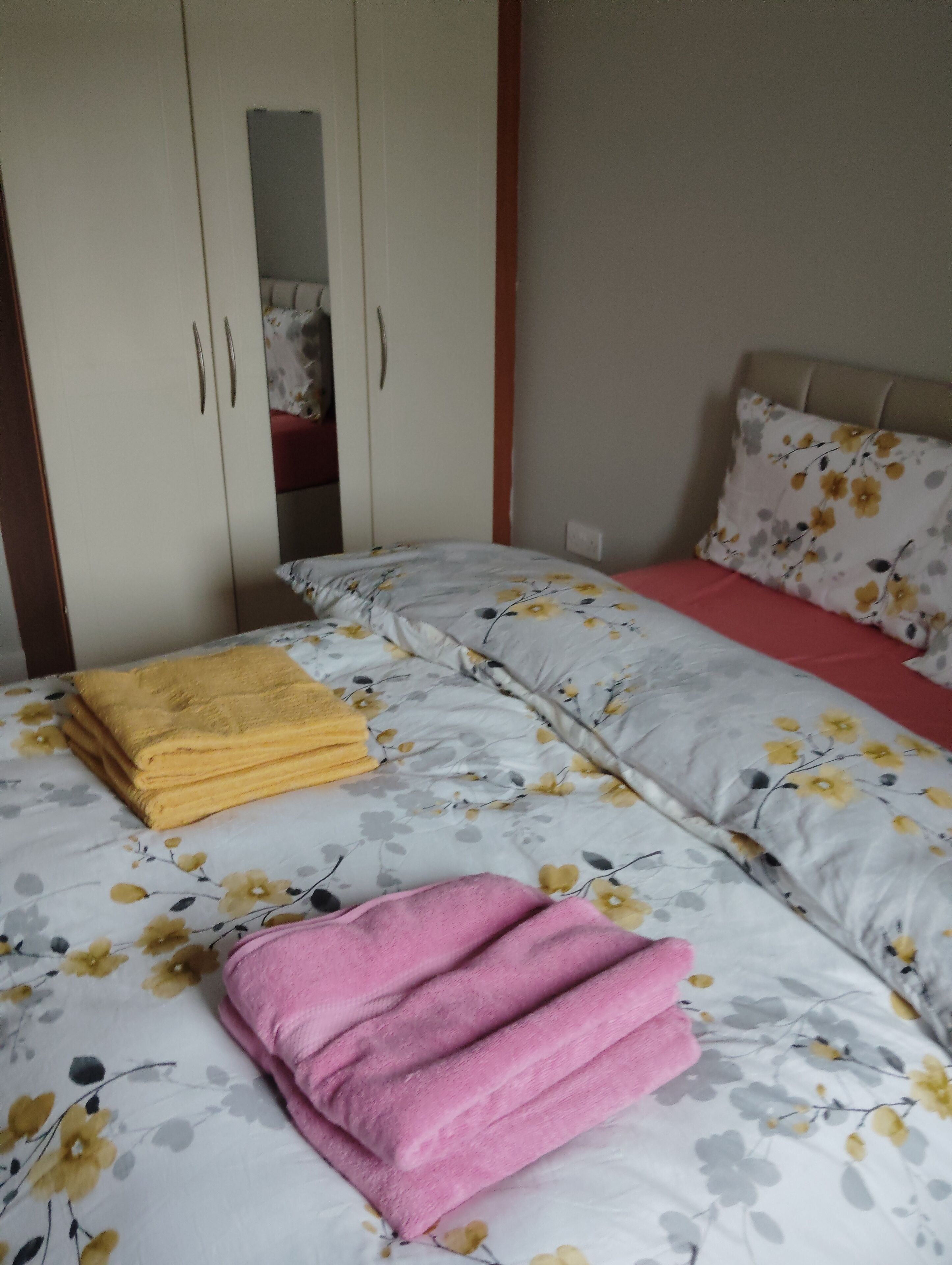 Apartment, 2 Bedrooms, Accessible, Smoking | 3 bedrooms