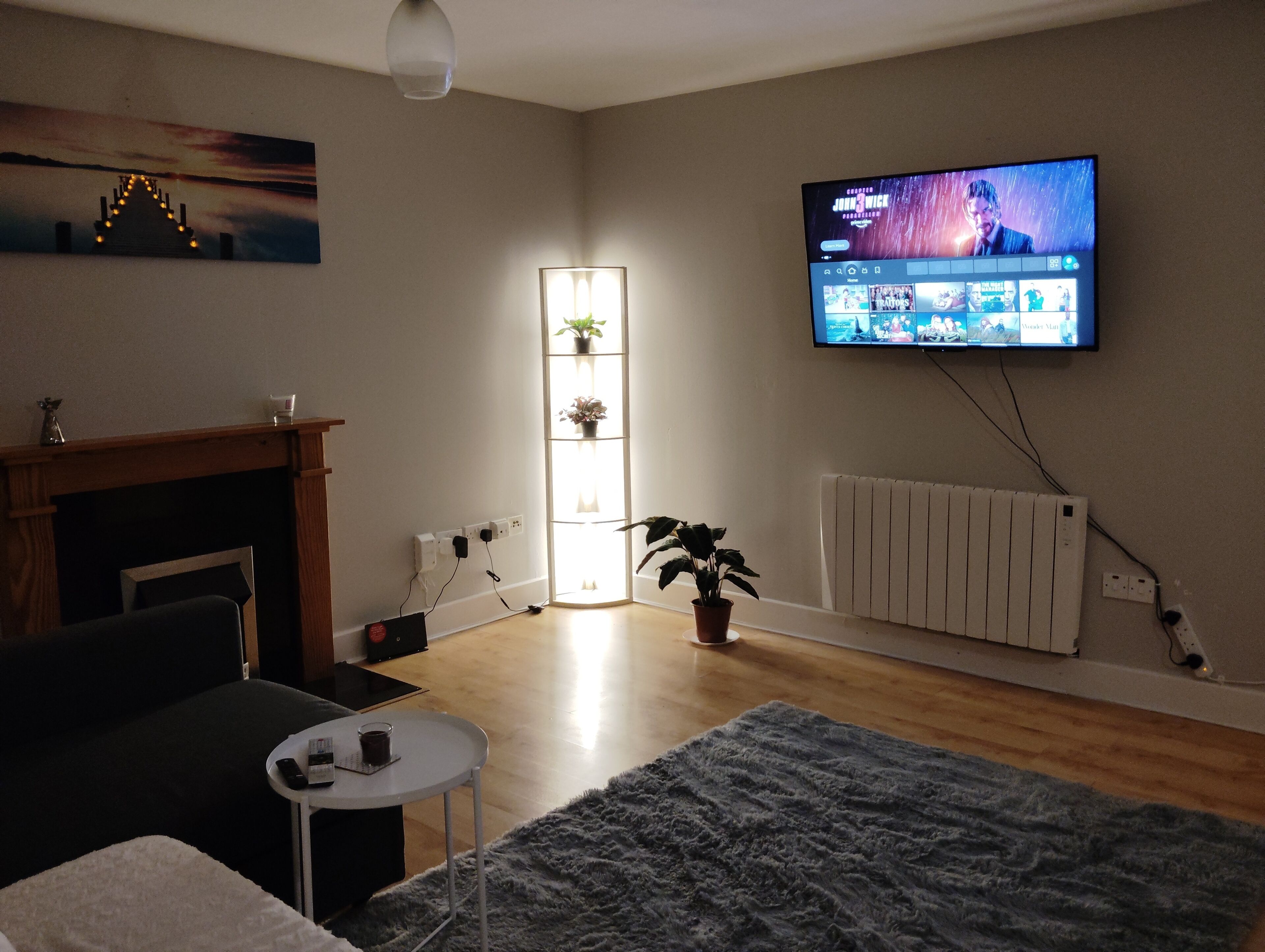 Apartment, 2 Bedrooms, Accessible, Smoking | Living room