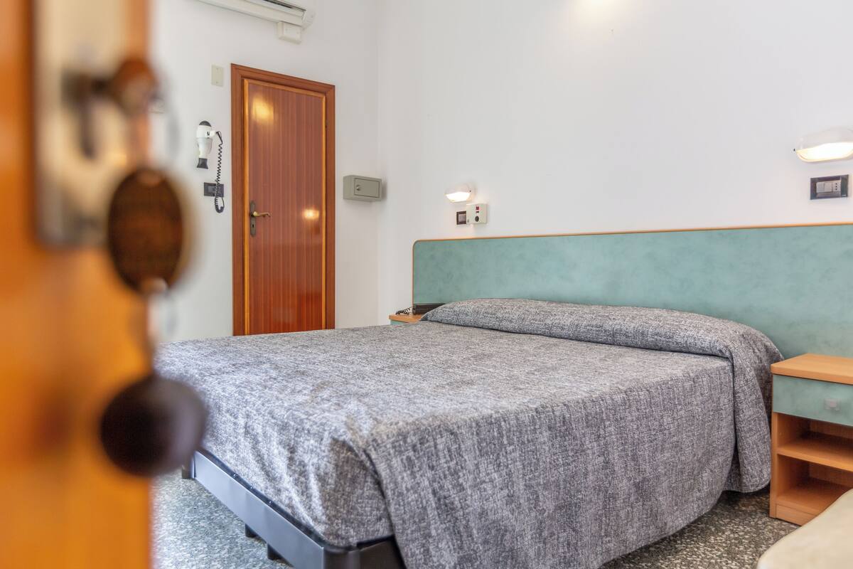 Chambre Classique Double ou avec lits jumeaux, vue mer