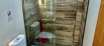 Smart Apartment. Ideal Airport-City connection and a relaxing stay