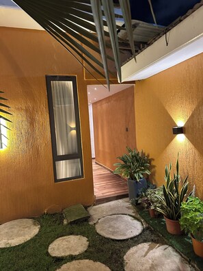 숙박 시설 정면