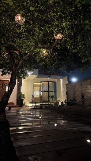 Front of property - Peravi Residence (Accra)