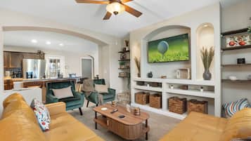 Smart TV, table tennis