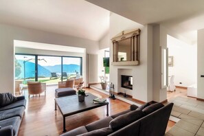 TV - Villa Citriodora  Cernobbio (Cernobbio)