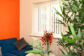 Interior - Warrington Suites by Relax Stays (Double rooms) (Warrington)