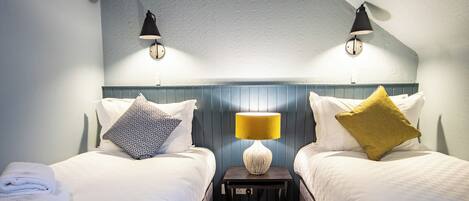 Economy-Zweibettzimmer, Bergblick