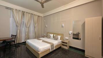 Laptop workspace, free WiFi, bed sheets