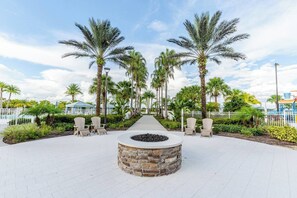 Terrace/patio - Minutes from theme parks, Stunning House for 14+ guests (Kissimmee)