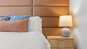 3 bedrooms, iron/ironing board, travel crib, free WiFi