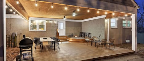 House (4 Bedrooms) | Front of property