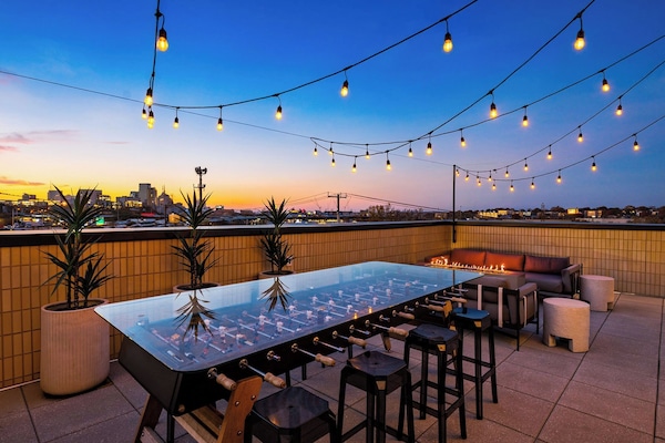 Apartment (2 Bedrooms) | Front of property