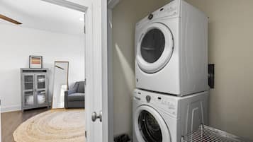 House (4 Bedrooms) | Bahagian dalam