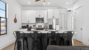 Rumah (4 Bedrooms) | Interior