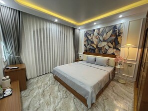 3 bedrooms, Internet, bed sheets - Happy House ( Villa & Apartment ) ! (Cat Ba , Cat Hai)
