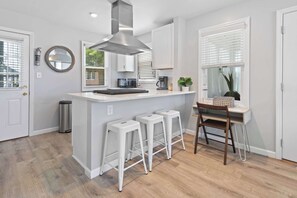 Fridge, microwave, oven, stovetop - Margate Bungalow by the Beach Entire Home (Margate City)