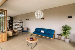 Interior - Terramaga Glamping (San Francisco)