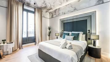 Deluxe Suite, Balcony, City View